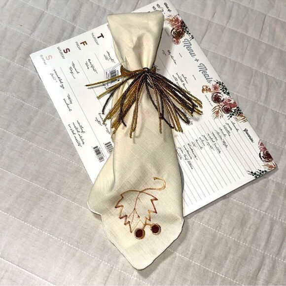 C&F Home Gold Set of 8 Tone Brown Shades Beaded Tasseled Dinner Napkin Rings - Picture 2 of 6